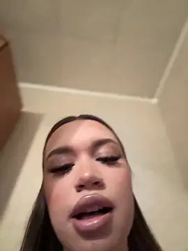 Snapshot of bunnyrich chatting on December 2025 04:25:02 PM bunnyrich online show from December 2025 04:25:02 PM