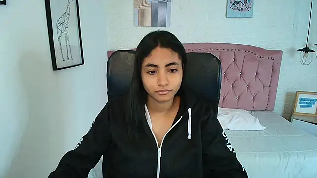 shaneelle online show from December 2025 03:11:02 AM