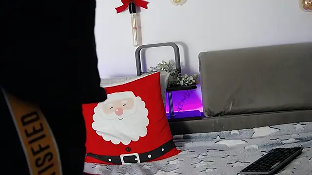 Snapshot of CarterCole chatting on December 2024 04:19:02 PM CarterCole online show from December 2024 04:19:02 PM