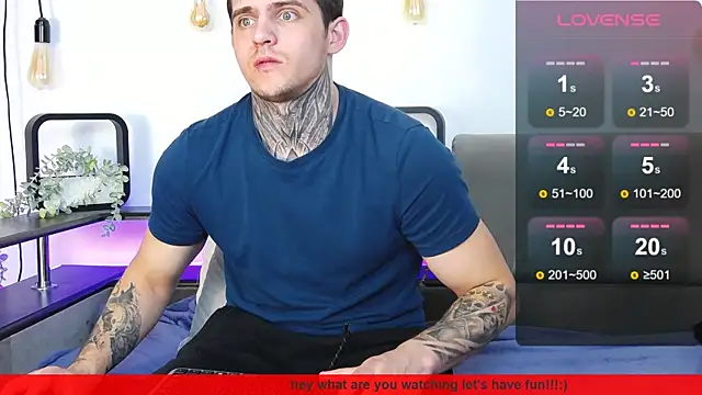 Snapshot of CarterCole chatting on January 2025 03:51:01 PM CarterCole online show from January 2025 03:51:01 PM