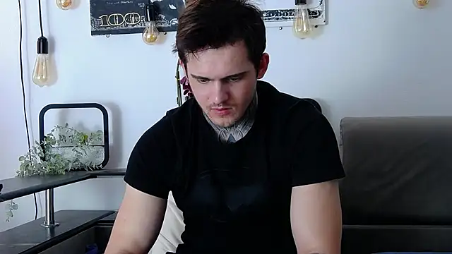 Snapshot of CarterCole chatting on March 2025 11:06:02 AM CarterCole online show from March 2025 11:06:02 AM