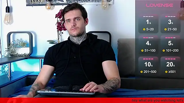 Snapshot of CarterCole chatting on March 2025 07:30:01 AM CarterCole online show from March 2025 07:30:01 AM