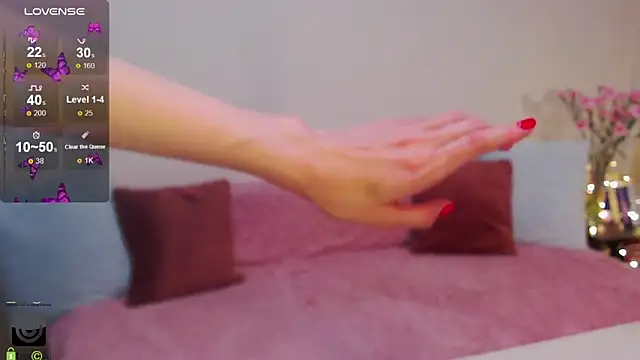 Snapshot of Ariana_Addams2 chatting on December 2025 07:22:01 PM Ariana Addams2 online show from December 2025 07:22:01 PM