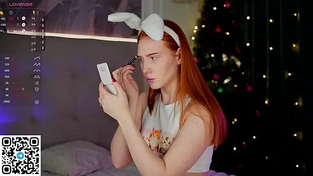 Snapshot of KleinGlif chatting on December 2024 05:10:02 AM KleinGlif online show from December 2024 05:10:02 AM