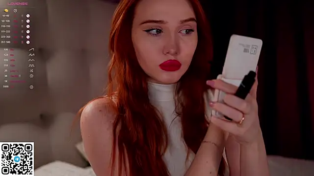 Snapshot of KleinGlif chatting on January 2025 05:19:01 AM KleinGlif online show from January 2025 05:19:01 AM