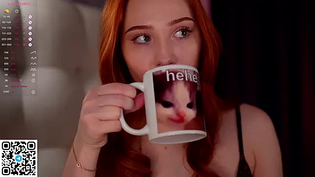 Snapshot of KleinGlif chatting on February 2025 05:09:01 AM KleinGlif online show from February 2025 05:09:01 AM