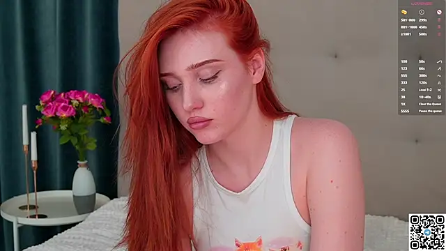 Snapshot of KleinGlif chatting on March 2025 12:16:01 PM KleinGlif online show from March 2025 12:16:01 PM