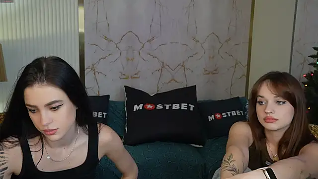 Snapshot of Brendi054 chatting on December 2024 02:37:02 PM Brendi054 online show from December 2024 02:37:02 PM