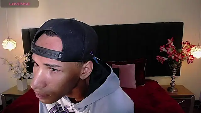 soft attraction online show from November 2025 07:36:02 PM