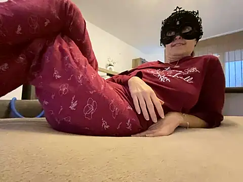 Snapshot of Marilou1983 chatting on January 2025 07:49:01 AM Marilou1983 online show from January 2025 07:49:01 AM