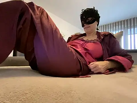 Snapshot of Marilou1983 chatting on February 2025 02:02:01 PM Marilou1983 online show from February 2025 02:02:01 PM