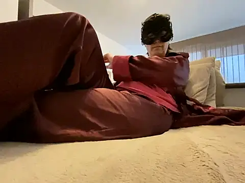 Snapshot of Marilou1983 chatting on February 2025 11:57:02 AM Marilou1983 online show from February 2025 11:57:02 AM