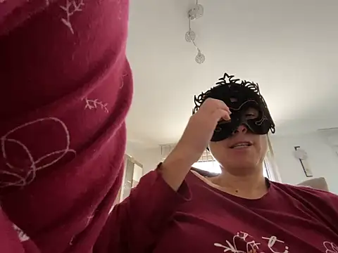 Snapshot of Marilou1983 chatting on November 2025 12:49:01 PM Marilou1983 online show from November 2025 12:49:01 PM