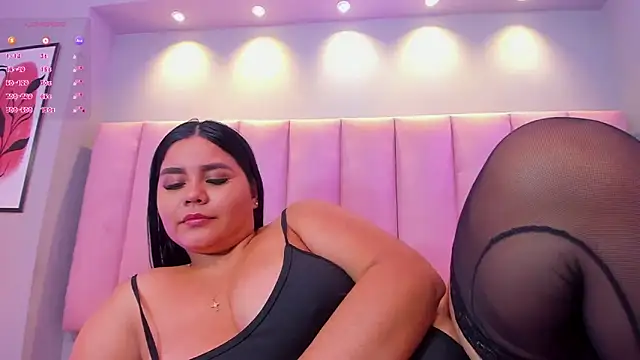 Snapshot of KeilyRoss chatting on March 2025 02:26:01 AM KeilyRoss online show from March 2025 02:26:01 AM