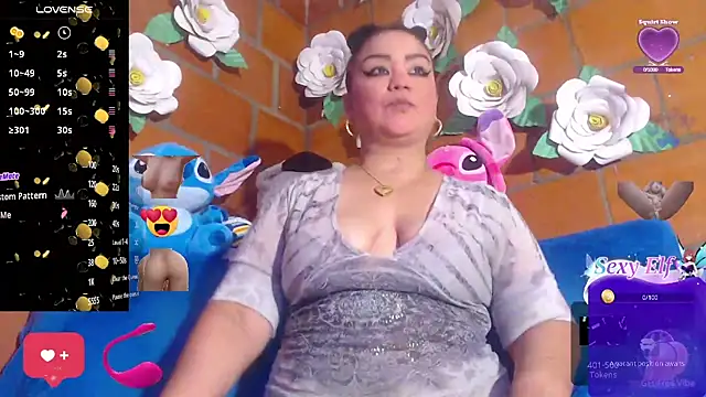 IngritBitch online show from May 2026 10:32:01 AM