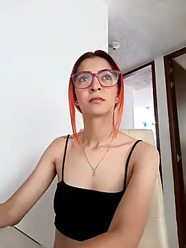 Amaranta e online show from February 2025 01:06:01 PM