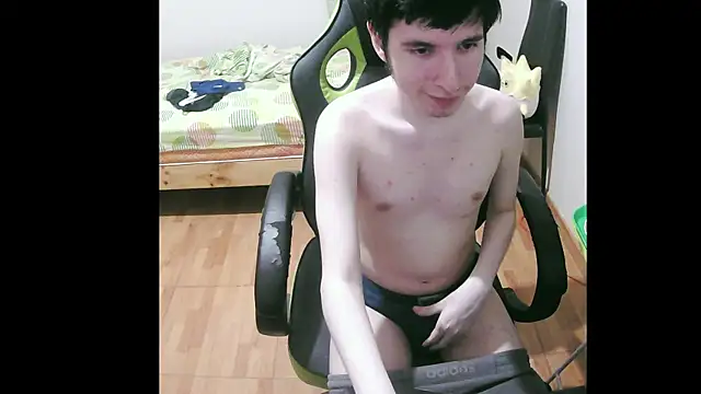 Snapshot of Twink_martinboy chatting on January 2025 03:11:01 AM Twink martinboy online show from January 2025 03:11:01 AM