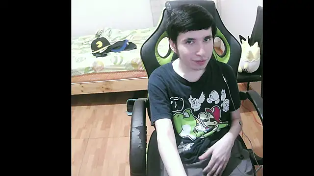 Snapshot of Twink_martinboy chatting on January 2025 11:25:01 PM Twink martinboy online show from January 2025 11:25:01 PM