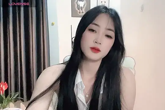 Snapshot of _Aimy_ chatting on January 2025 04:21:01 AM Aimy online show from January 2025 04:21:01 AM