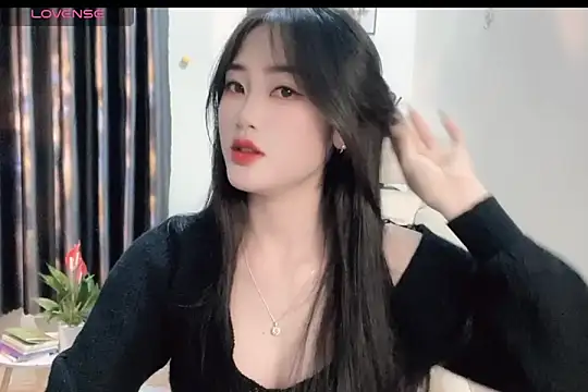 Snapshot of _Aimy_ chatting on February 2025 04:12:02 AM Aimy online show from February 2025 04:12:02 AM