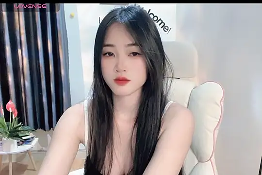 Snapshot of _Aimy_ chatting on February 2025 07:17:02 PM Aimy online show from February 2025 07:17:02 PM