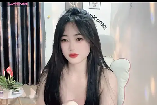 Snapshot of _Aimy_ chatting on February 2025 03:53:01 AM Aimy online show from February 2025 03:53:01 AM