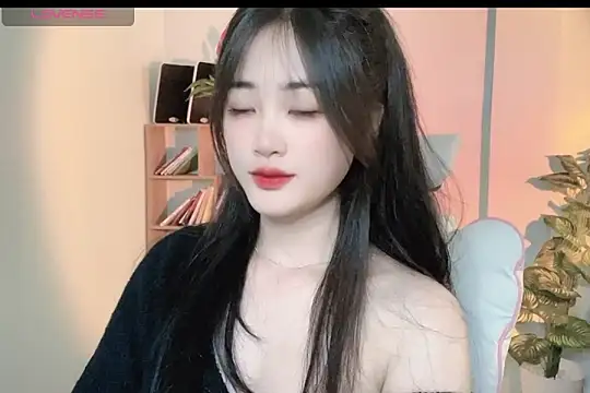 Snapshot of _Aimy_ chatting on March 2025 03:35:02 AM Aimy online show from March 2025 03:35:02 AM