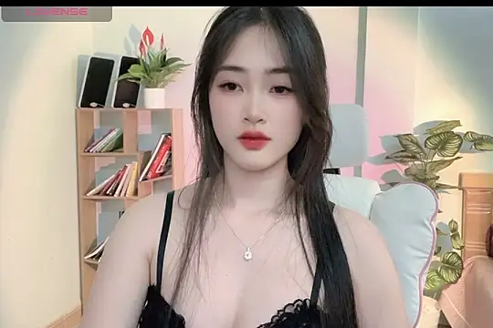 Snapshot of _Aimy_ chatting on March 2025 06:43:01 AM Aimy online show from March 2025 06:43:01 AM