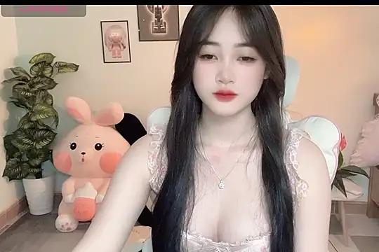 Snapshot of _Aimy_ chatting on September 2025 04:25:02 AM Aimy online show from September 2025 04:25:02 AM