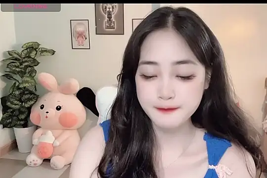 Snapshot of _Aimy_ chatting on October 2025 04:48:01 AM Aimy online show from October 2025 04:48:01 AM