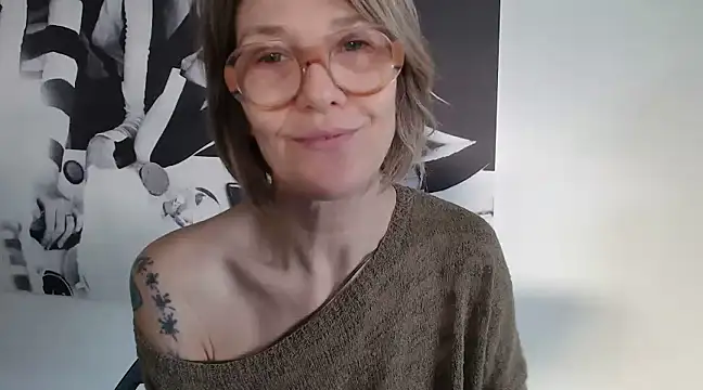 Snapshot of godinflower chatting on December 2024 12:13:02 PM godinflower online show from December 2024 12:13:02 PM