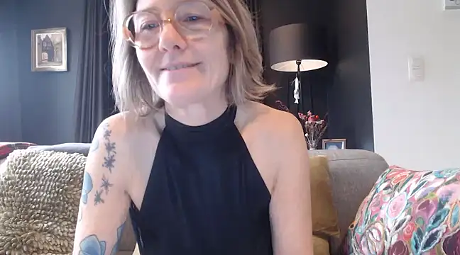 Snapshot of godinflower chatting on January 2025 09:34:02 AM godinflower online show from January 2025 09:34:02 AM