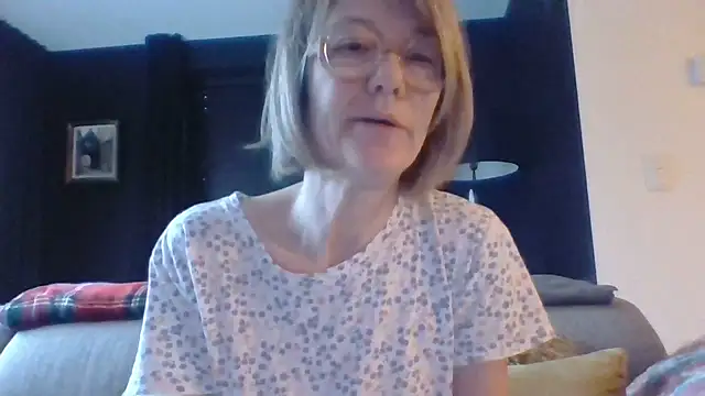 Snapshot of godinflower chatting on February 2025 08:22:01 AM godinflower online show from February 2025 08:22:01 AM