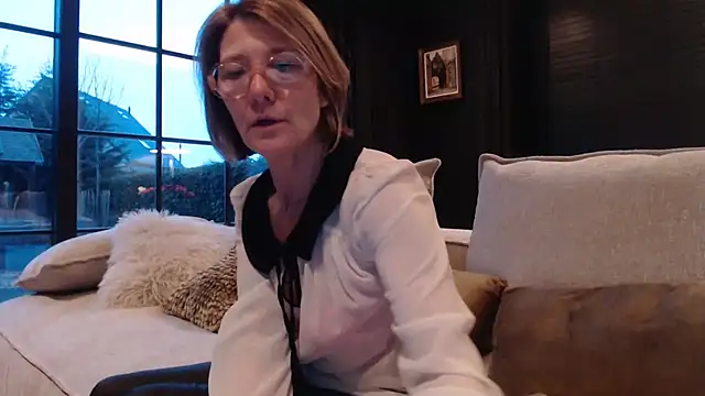 Snapshot of godinflower chatting on February 2025 04:58:01 PM godinflower online show from February 2025 04:58:01 PM