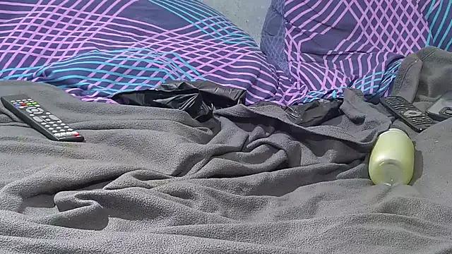 Snapshot of adepravertotal chatting on February 2025 08:31:01 PM adepravertotal online show from February 2025 08:31:01 PM