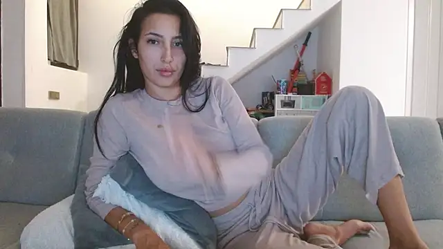 Snapshot of Gabrielaaxxx chatting on February 2025 08:42:01 PM Gabrielaaxxx online show from February 2025 08:42:01 PM