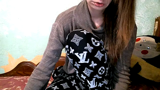 Snapshot of DennisXCaroll chatting on November 2025 07:41:02 AM DennisXCaroll online show from November 2025 07:41:02 AM