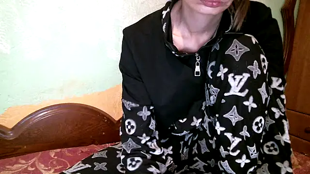 Snapshot of DennisXCaroll chatting on November 2025 07:07:01 AM DennisXCaroll online show from November 2025 07:07:01 AM