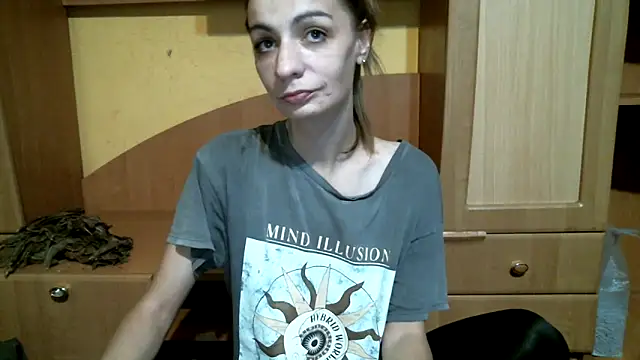 Snapshot of DennisXCaroll chatting on December 2025 08:05:01 PM DennisXCaroll online show from December 2025 08:05:01 PM