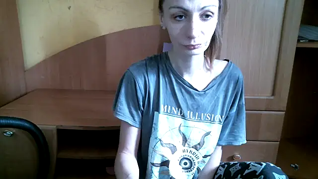 Snapshot of DennisXCaroll chatting on February 2026 08:54:01 AM DennisXCaroll online show from February 2026 08:54:01 AM