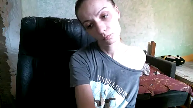 Snapshot of DennisXCaroll chatting on February 2026 07:29:02 AM DennisXCaroll online show from February 2026 07:29:02 AM