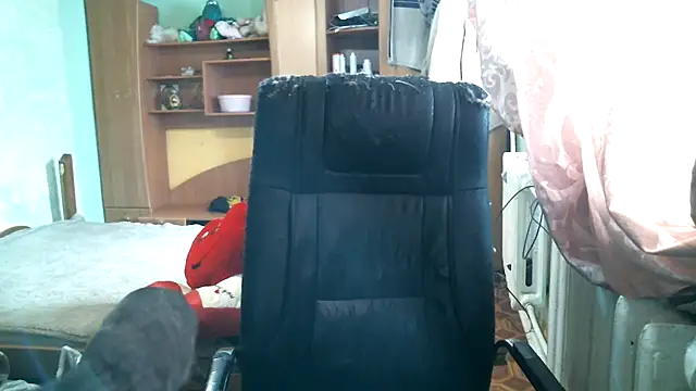 Snapshot of DennisXCaroll chatting on March 2026 07:23:01 AM DennisXCaroll online show from March 2026 07:23:01 AM