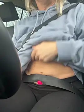 Snapshot of -Milfshake- chatting on April 2026 04:01:01 PM -Milfshake- online show from April 2026 04:01:01 PM