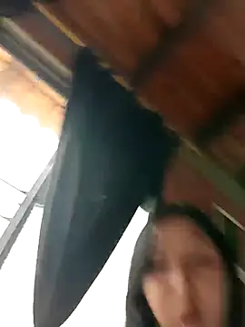 SamaraJay1 online show from November 2025 04:03:01 PM