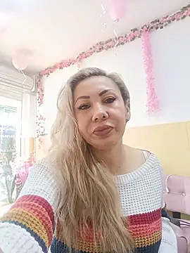 coral smitth online show from May 2026 07:22:02 PM