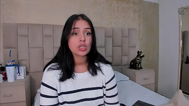 EmmaTorres  online show from February 2025 09:25:01 PM