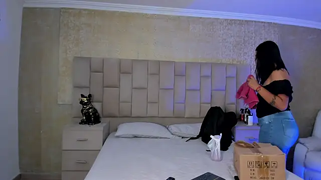 EmmaTorres  online show from March 2025 09:45:02 PM