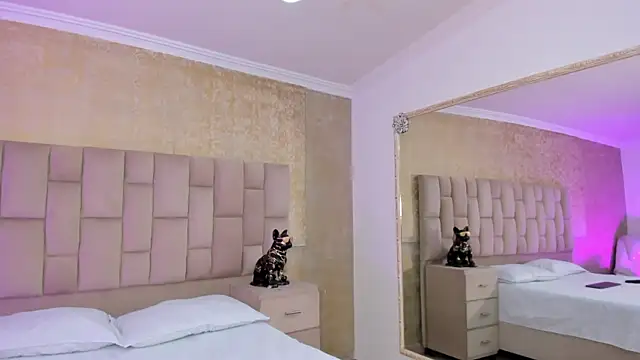 EmmaTorres  online show from March 2025 03:54:02 AM