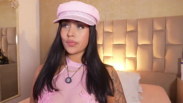 EmmaTorres  online show from November 2025 08:30:02 PM