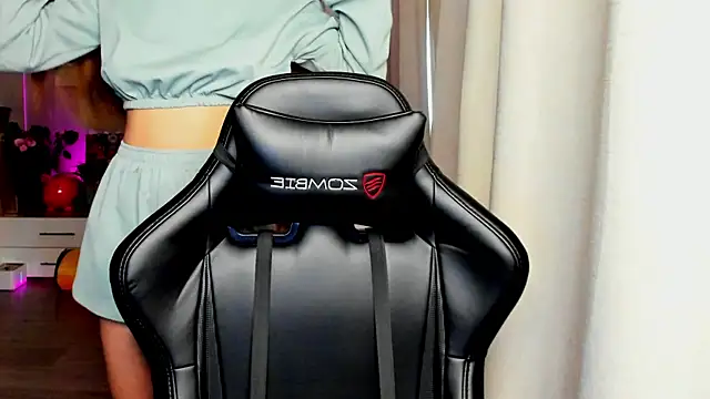 Sm0ly online show from October 2025 04:02:01 AM